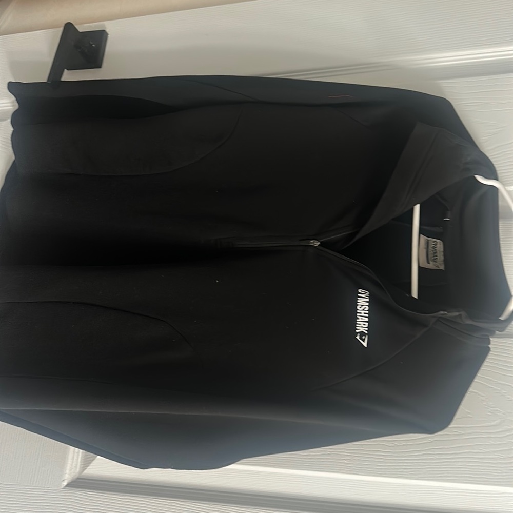 Gym shark black half zip